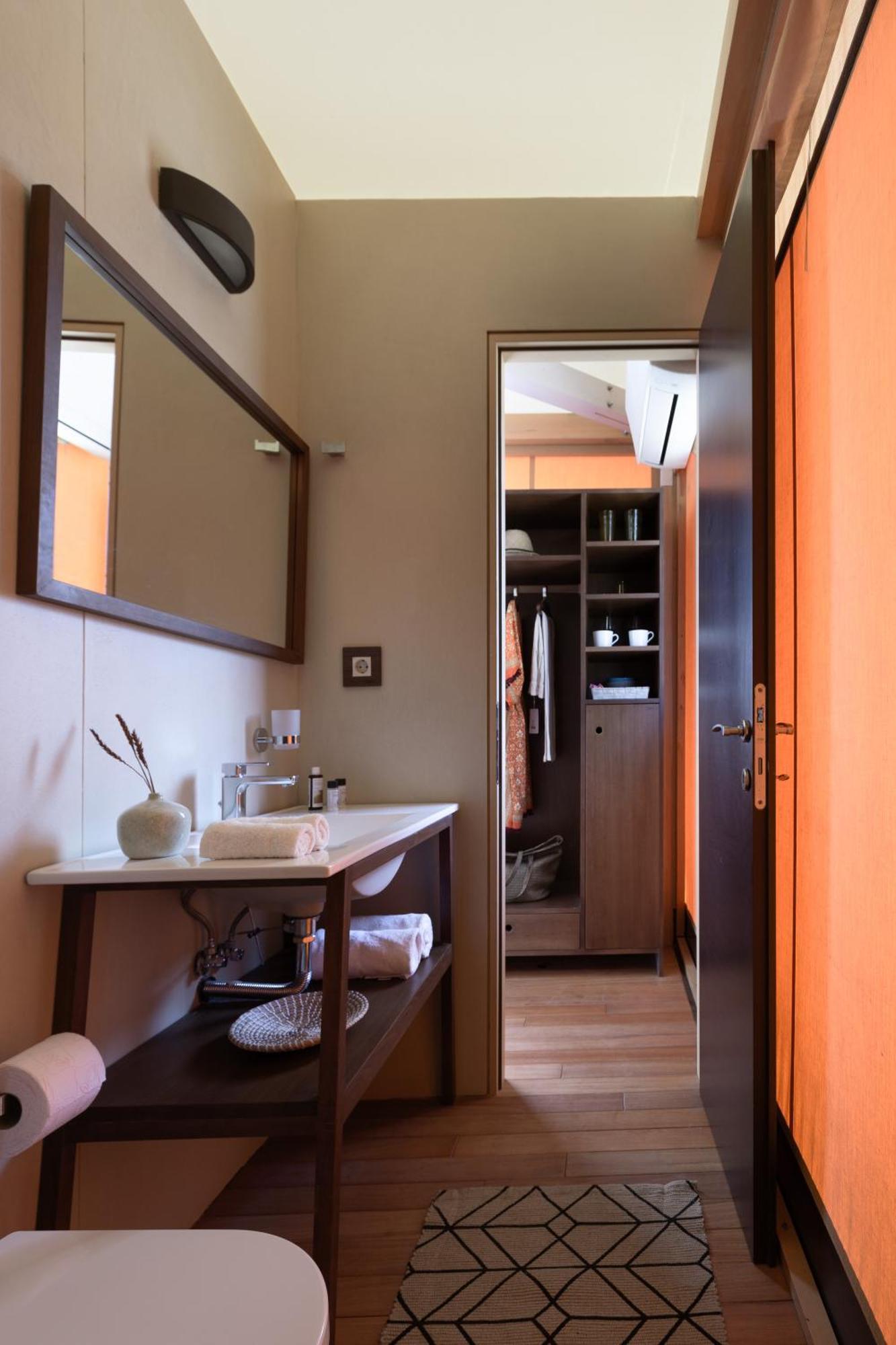 Ihousevillage Полихроно Экстерьер фото