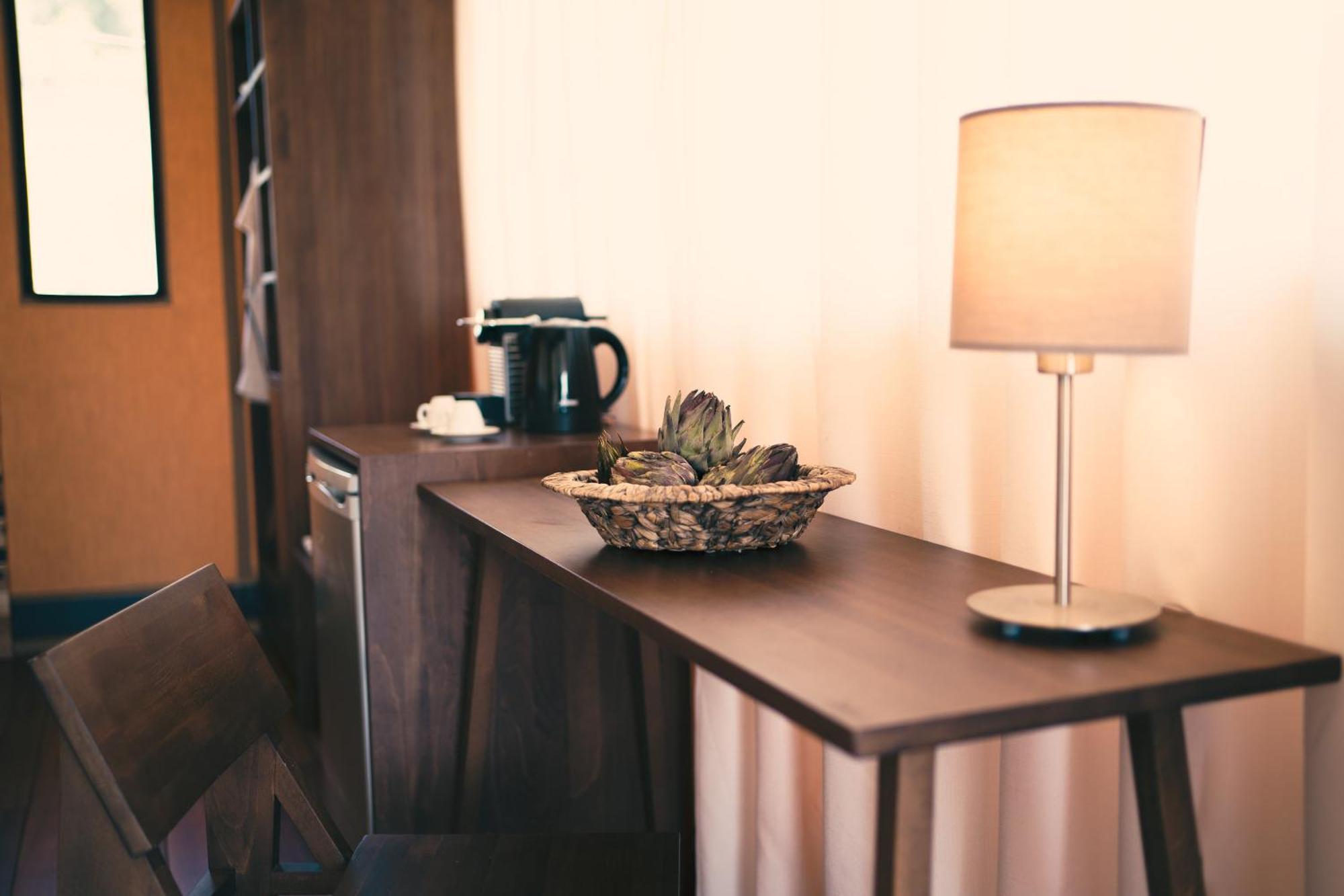 Ihousevillage Полихроно Номер фото